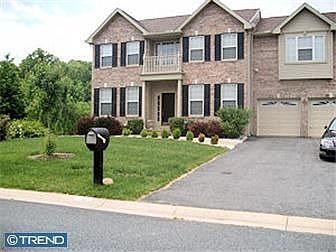 1st image of 16 Dunleary Dr