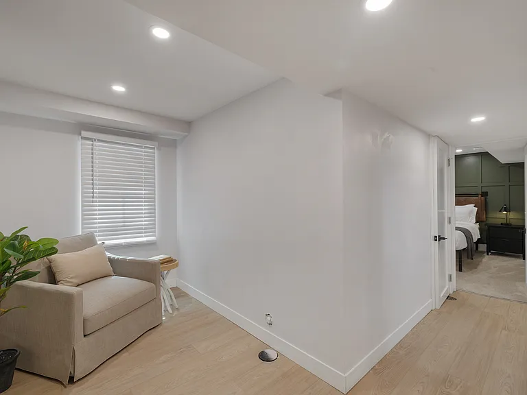 511 Coolidge Rd — Photo 33