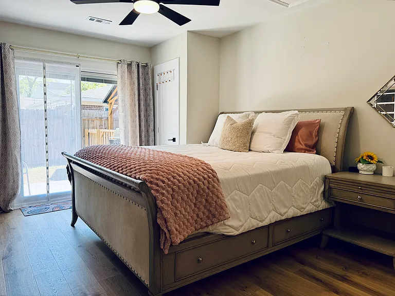 814 Armsway St — Photo 29
