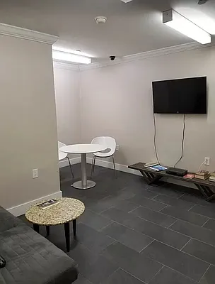 Rented by New York Residence | media 23