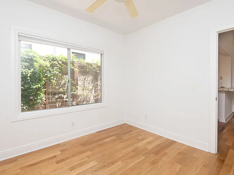 526 N Alta Vista Blvd #9 — Photo 14
