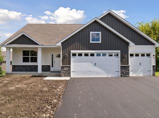 5190 Prairie Point, Mayer, MN 55360