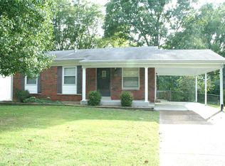 140 Foxtree Dr, Hazelwood, MO