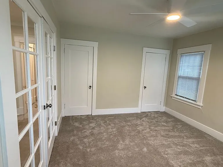 915 Howard St — Photo 10