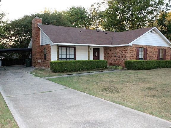 2nd image of 2224 Briar Gate Dr