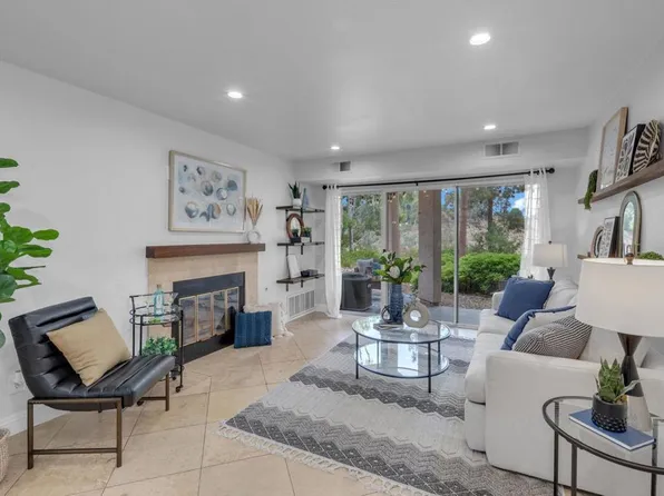 7283 Camino Degrazia Unit 12, San Diego, CA 92111