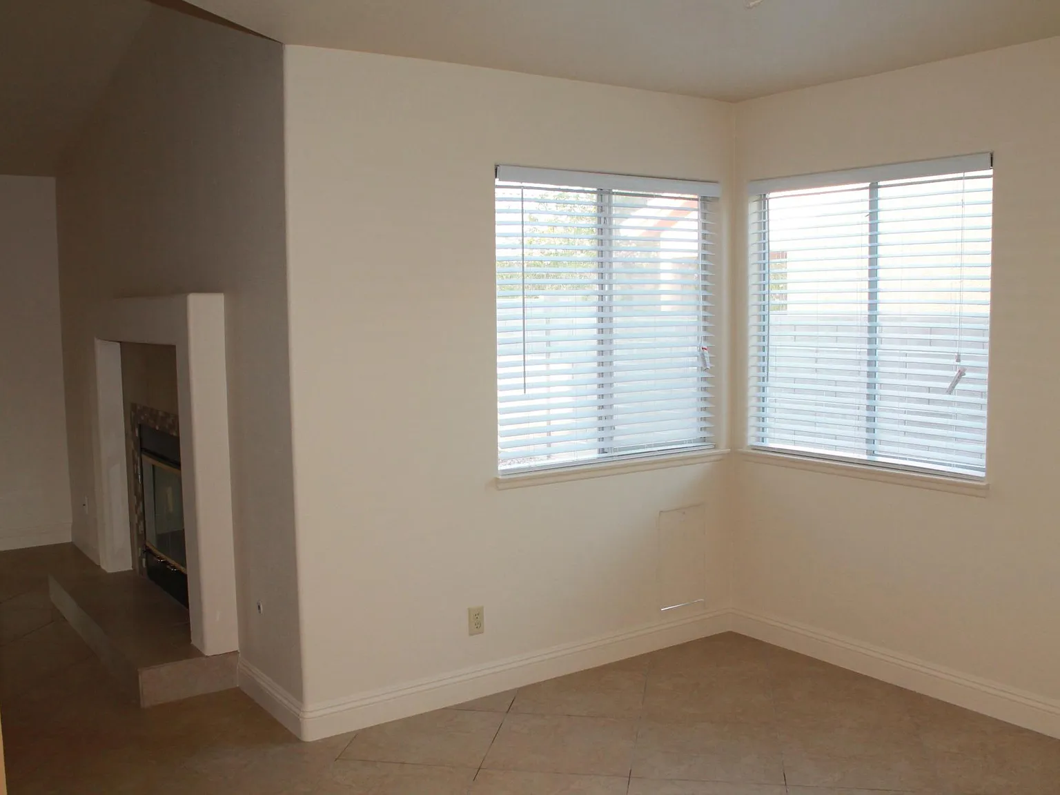 Ocean Breeze Ave, North Las Vegas — Photo 4