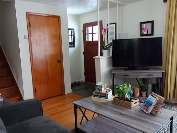 4th image of 11 Alder Ln