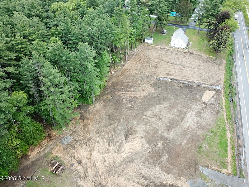 5th image of 5115 Western Turnpike