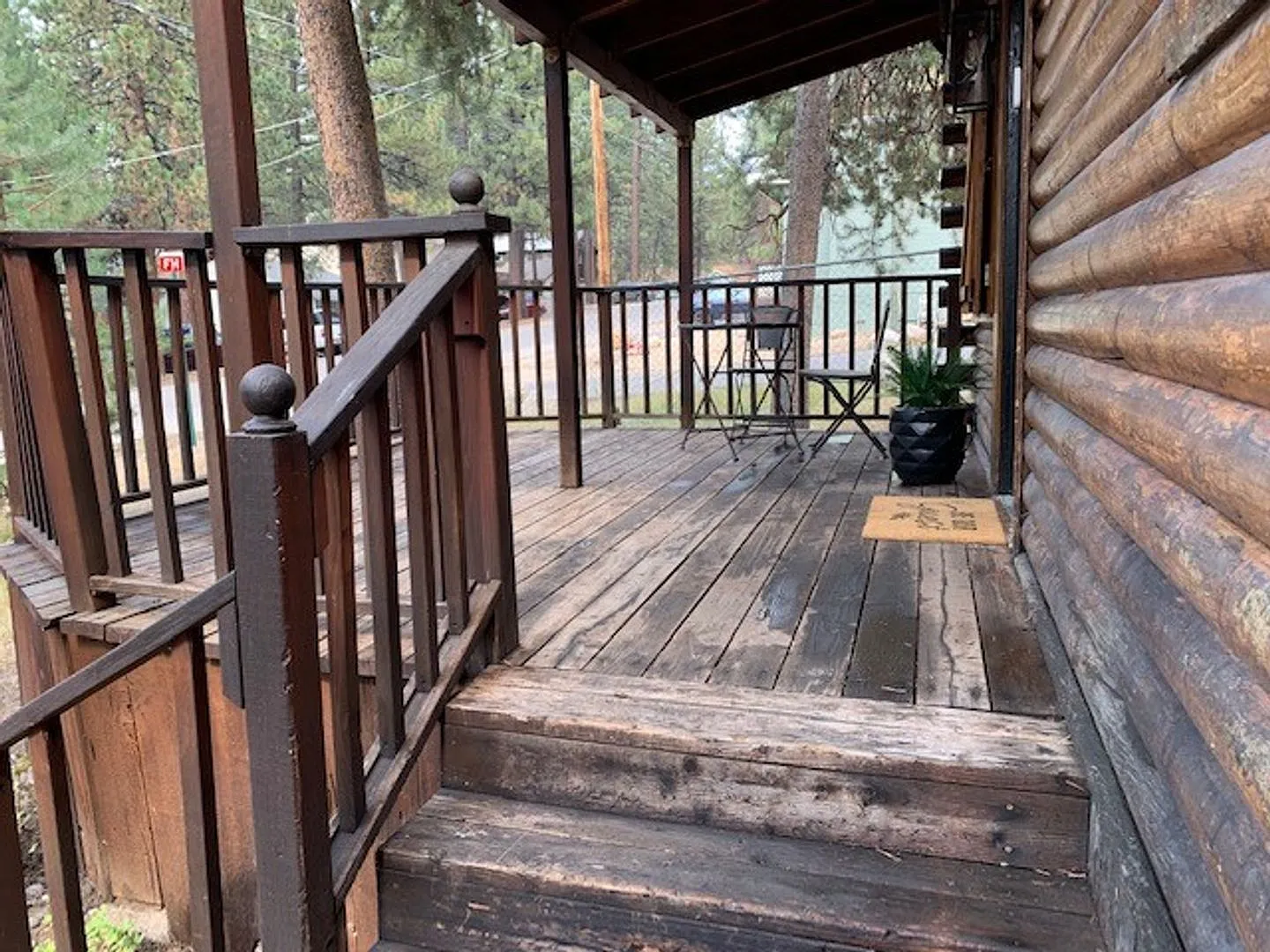 Lovely 3BD cabin style furnished home avail. for a Seasonal lease starting 5/15/26! Call to inqui... — Photo 2