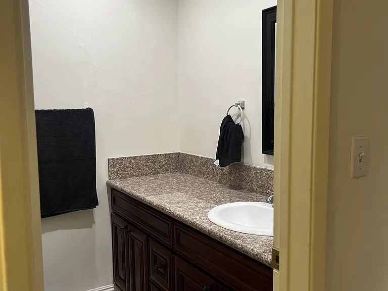 139 Diamond St #A — Photo 11