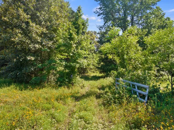 806 Fm 2088, Gilmer, TX 75644