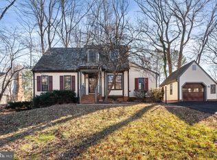 7087 Westmoreland Dr, Warrenton, VA 20187