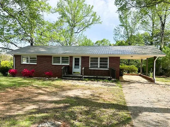 108 Franklin St, Clarksville, VA 23927
