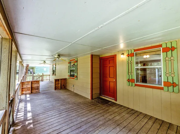 17 Pine Wood Dr, Huntsville, TX 77320