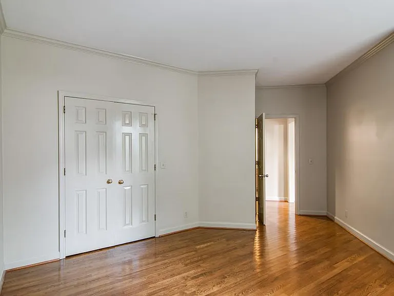 2110 Portland Ave #104 — Photo 11