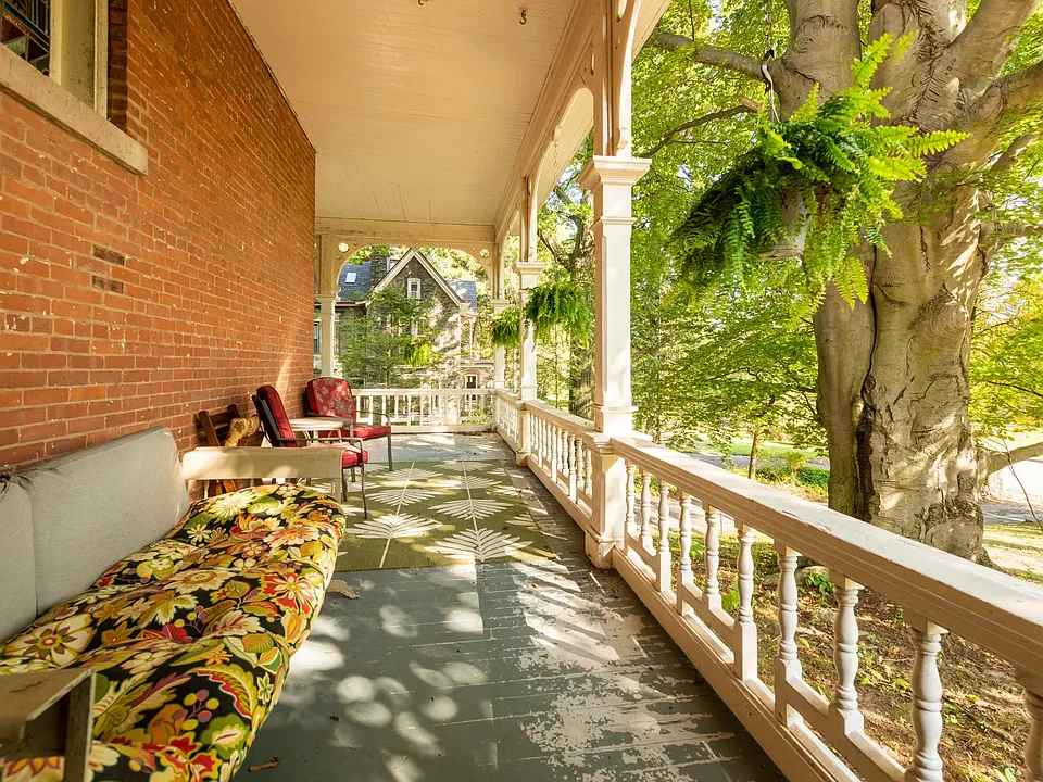 Wrap around veranda