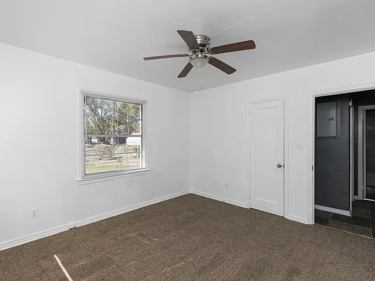 3101 3rd Street Cir N — Photo 6