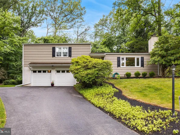 68 Birch Ln, Paoli, PA 19301