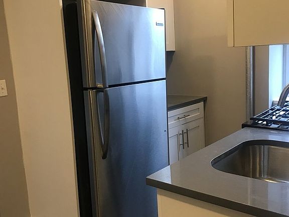 2nd image of 1425 Eastern Pkwy APT 3A