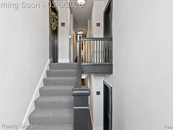 3rd image of 259 W Nine Mile Rd Unit 104