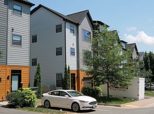 140 Junction Ln, Charlottesville, VA 22902