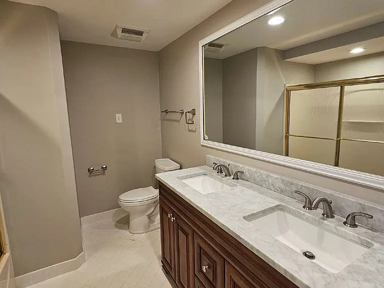 591 E Long Lake Rd — Photo 14