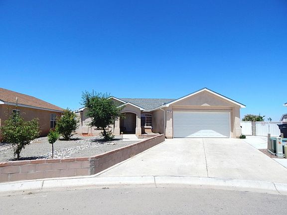 los lunas office pics 042
