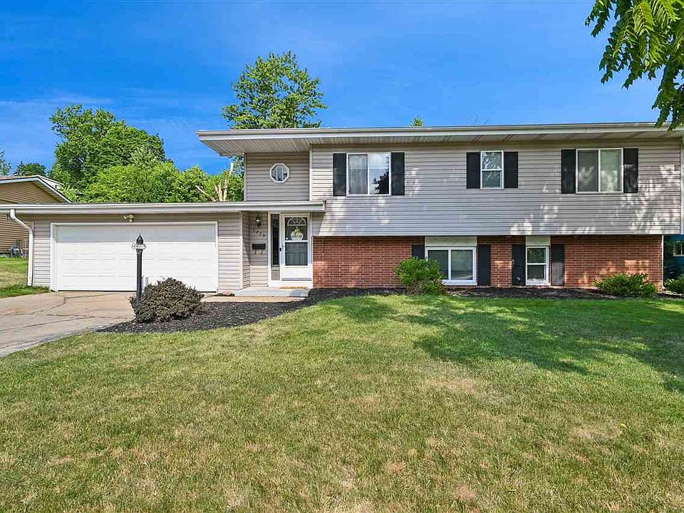 1st image of 3729 Northwood Dr NE