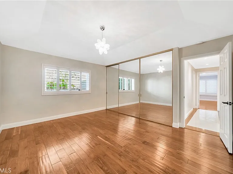 24692 Julie Ave — Photo 19
