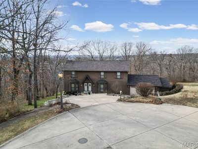 2796 Brandenberg Ln, Saint Louis, MO, 63129