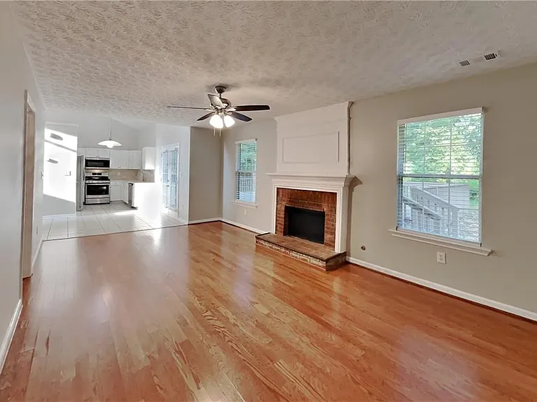 1716 Chanson Pl — Photo 2