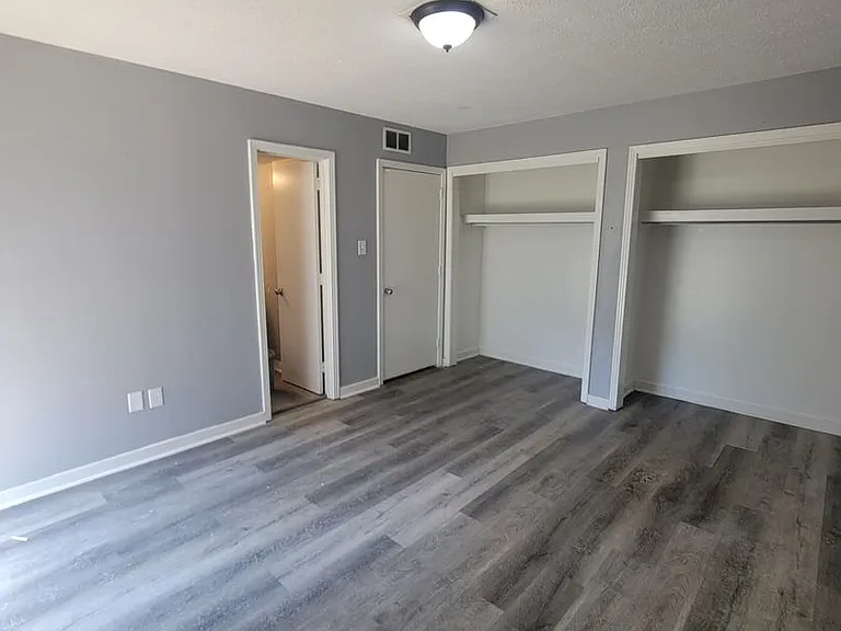 225 W McDowell Rd — Photo 66