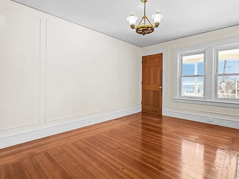 61 Armington St — Photo 4