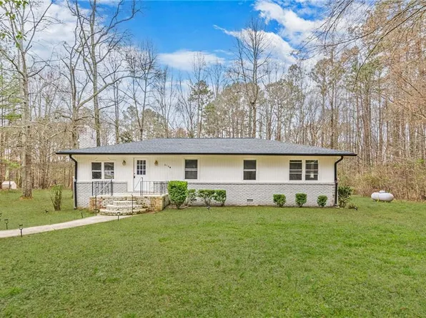 616 Inman Rd, Fayetteville, GA 30215