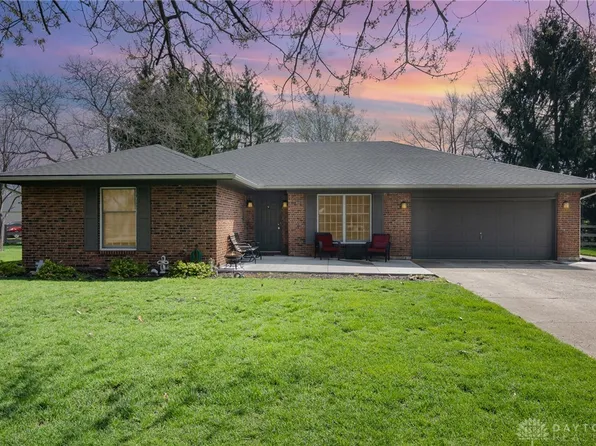 1350 W Evanston Rd, Tipp City, OH 45371