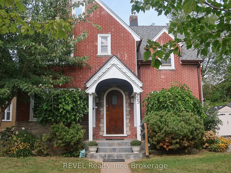 55 Maple St #UPPER