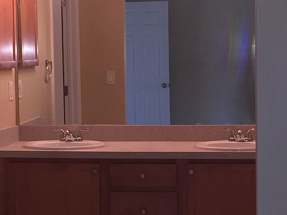 Master Vanity