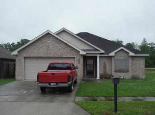 4448 Park Shore Dr, Marrero, LA 70072
