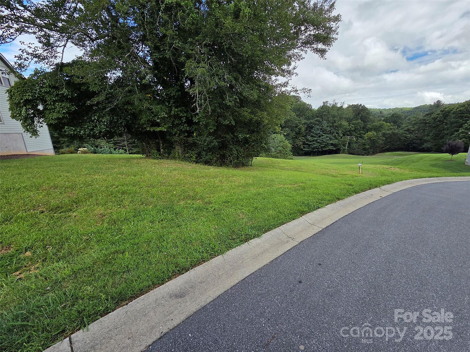 156 Triple Fairways Dr