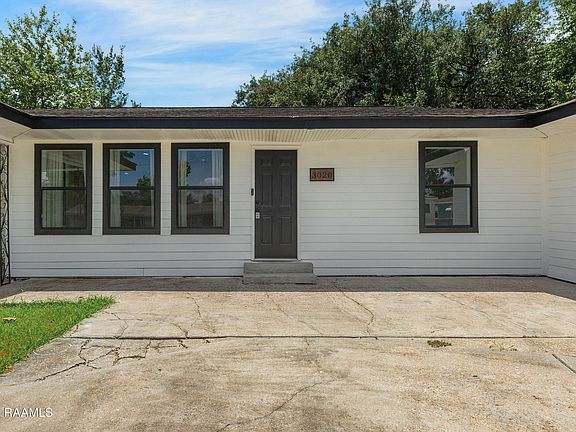 4th image of 3020 Keith St