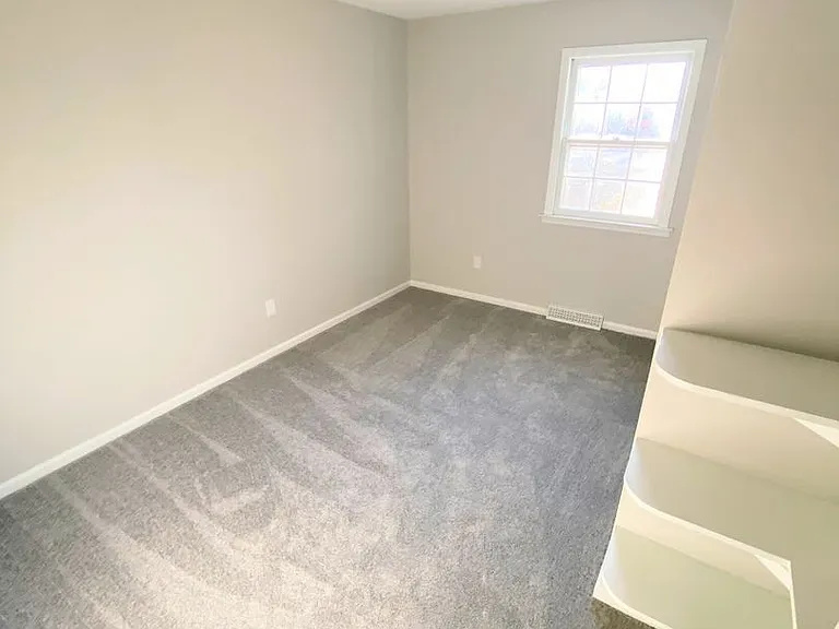 95 Buxton Dr — Photo 17