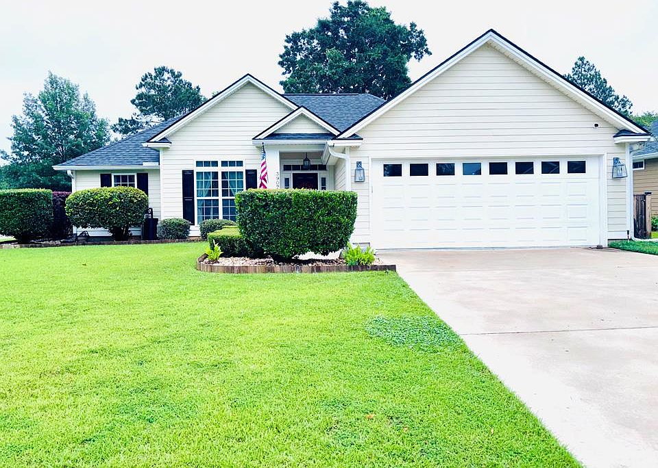 1st image of 3907 Applecross Rd