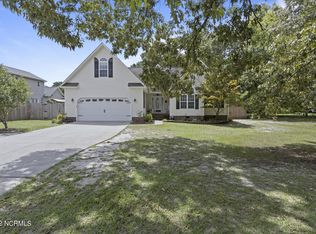 2067 Catherine Lake Rd, Richlands, NC 28574