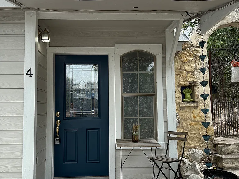 423 W Craig Pl #4 — Photo 2