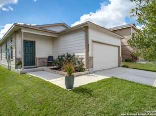 458 Walnut Crst, Selma, TX 78154