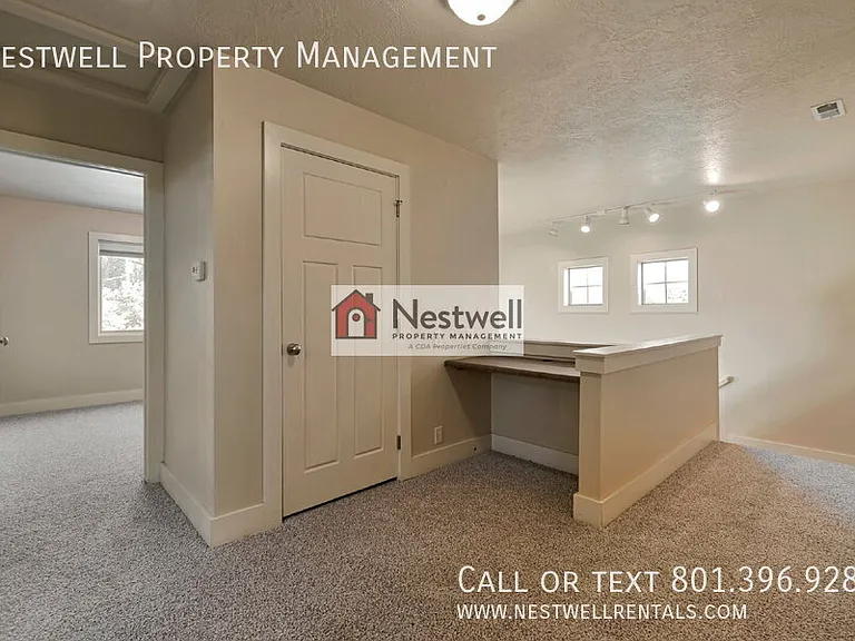 1327 E Urbandale Ln — Photo 8