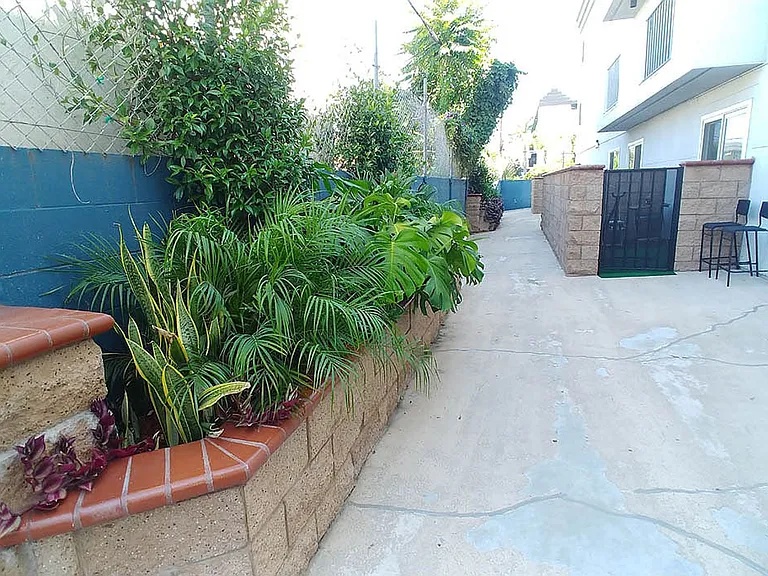 Villa De Adel Apts — Photo 30