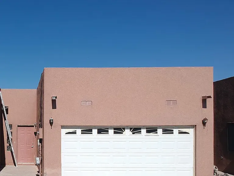 5209 Valle Vista Dr NW — Photo 1