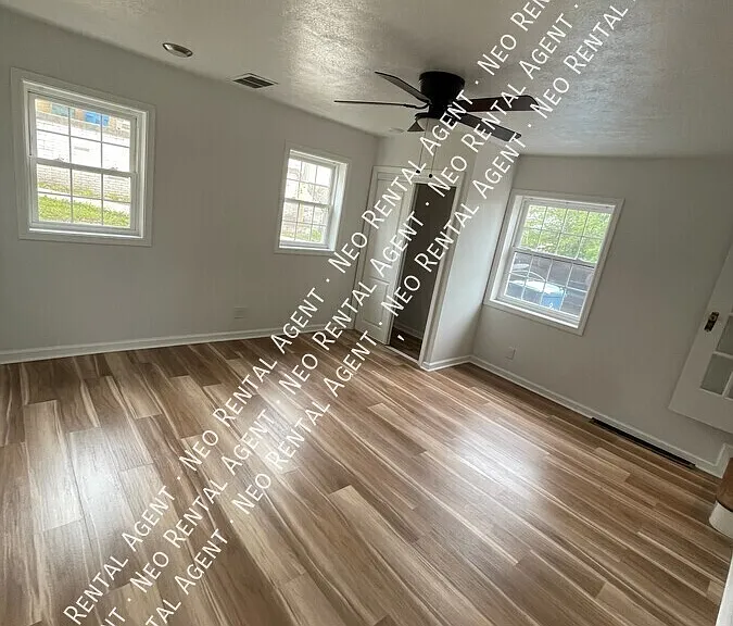 849 Cleveland Ave — Photo 8